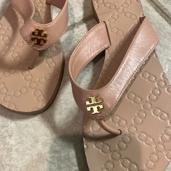 Tory Burch Leather Thong Sandals - Picture 3 of 7